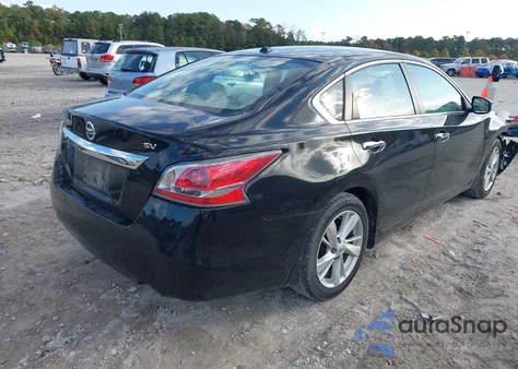2015 Nissan Altima 2.5 Sv z USA, uszkodzony, nr VIN 1N4AL3AP2FC487112